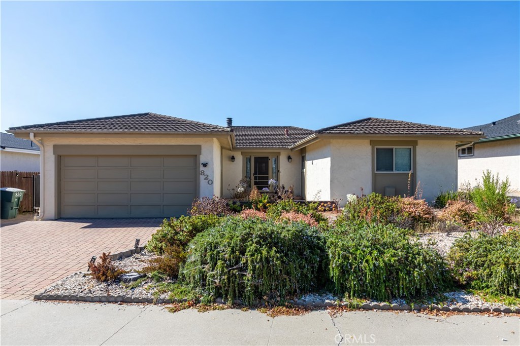 Front exterior homes for sale photo of 820 Plata Rd, Arroyo Grande, CA